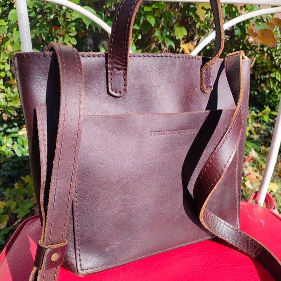 PLG Mini Crossbody - Grizzly, Zippered Closure - Picture 3 of 6